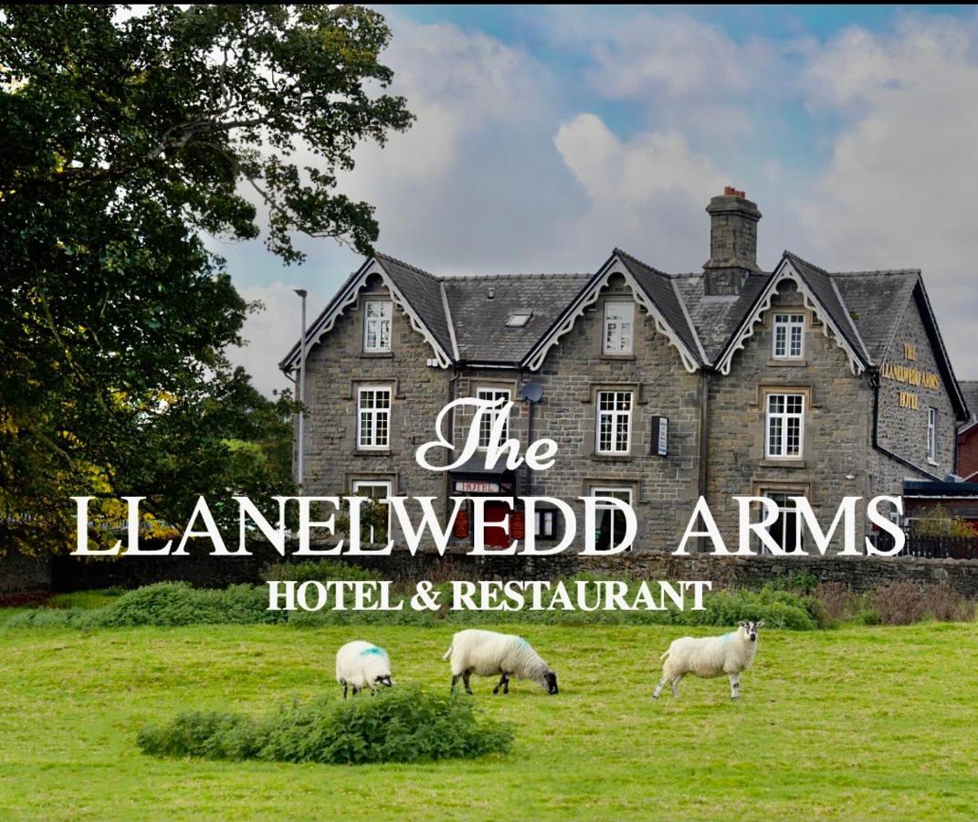 The Llanelwedd Arms Hotel Builth Wells Bagian luar foto