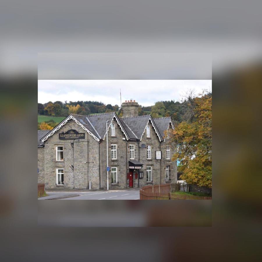 The Llanelwedd Arms Hotel Builth Wells Bagian luar foto