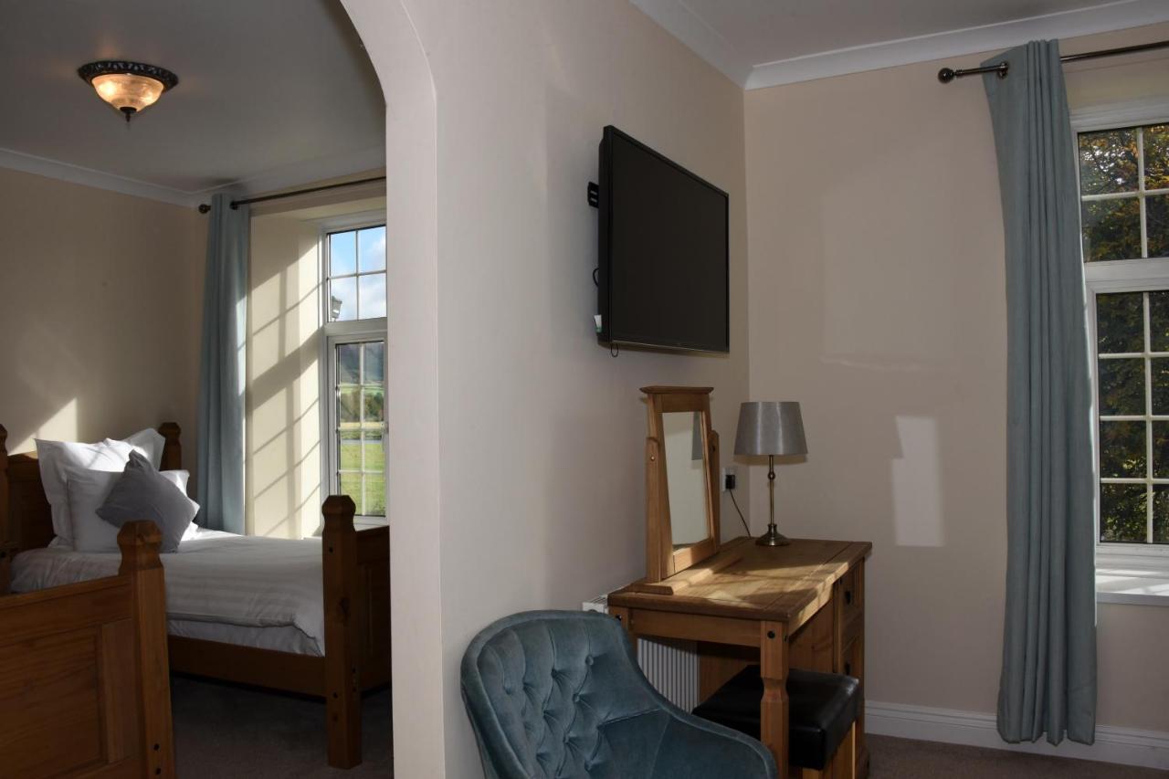 The Llanelwedd Arms Hotel Builth Wells Bagian luar foto