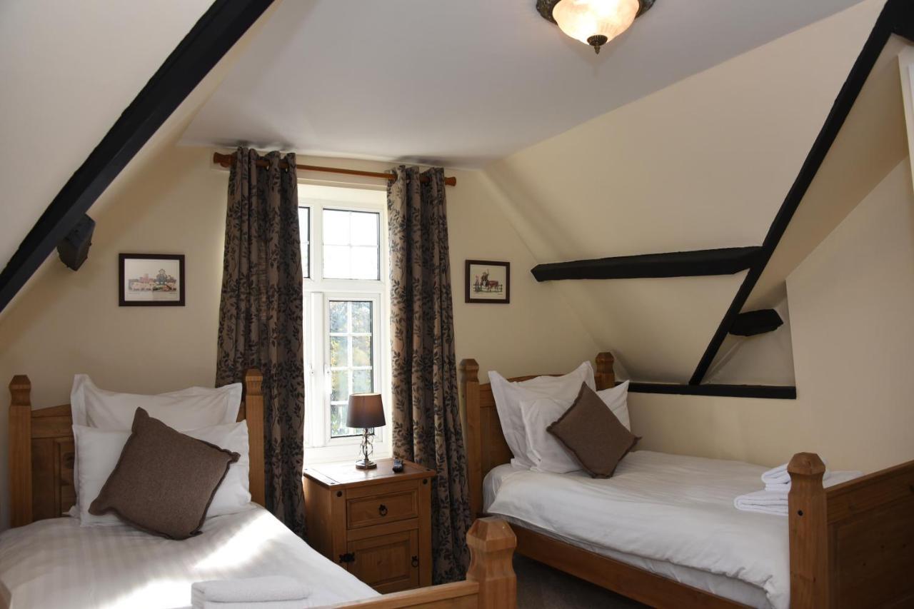 The Llanelwedd Arms Hotel Builth Wells Bagian luar foto