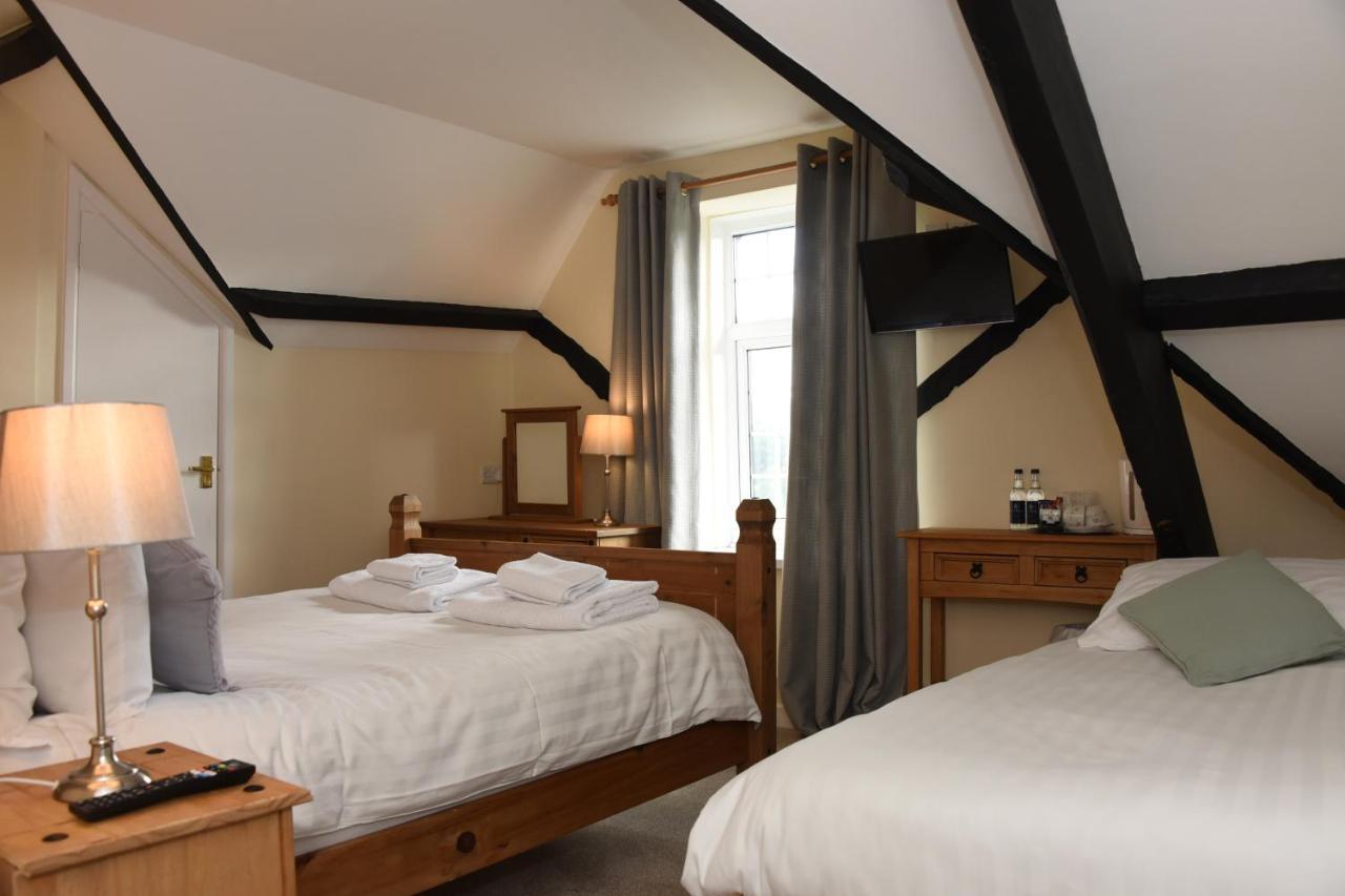 The Llanelwedd Arms Hotel Builth Wells Bagian luar foto