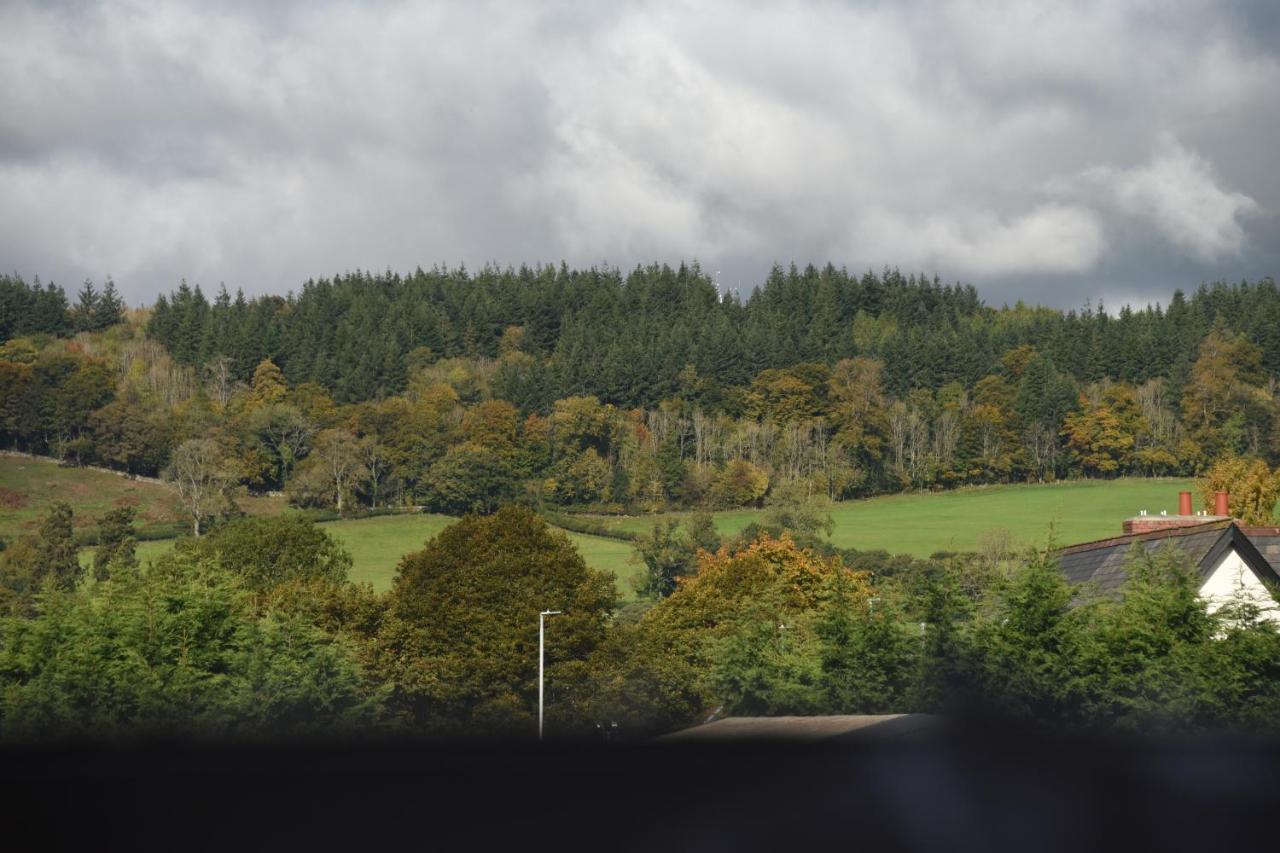 The Llanelwedd Arms Hotel Builth Wells Bagian luar foto