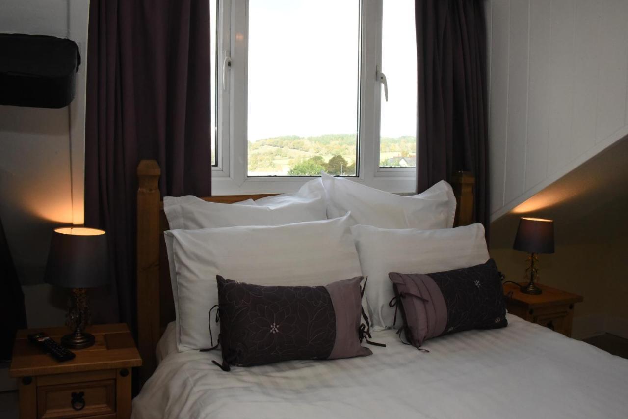The Llanelwedd Arms Hotel Builth Wells Bagian luar foto