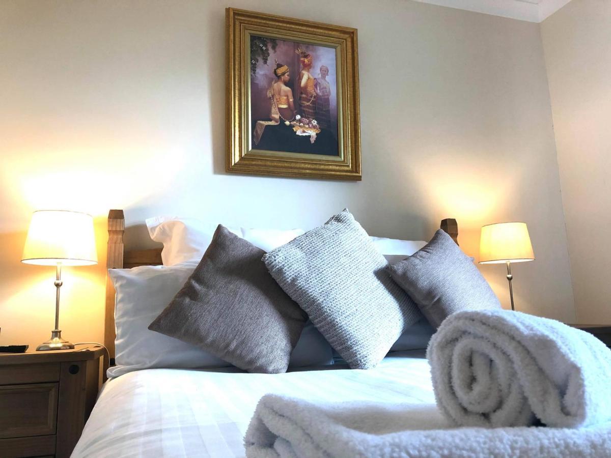 The Llanelwedd Arms Hotel Builth Wells Bagian luar foto