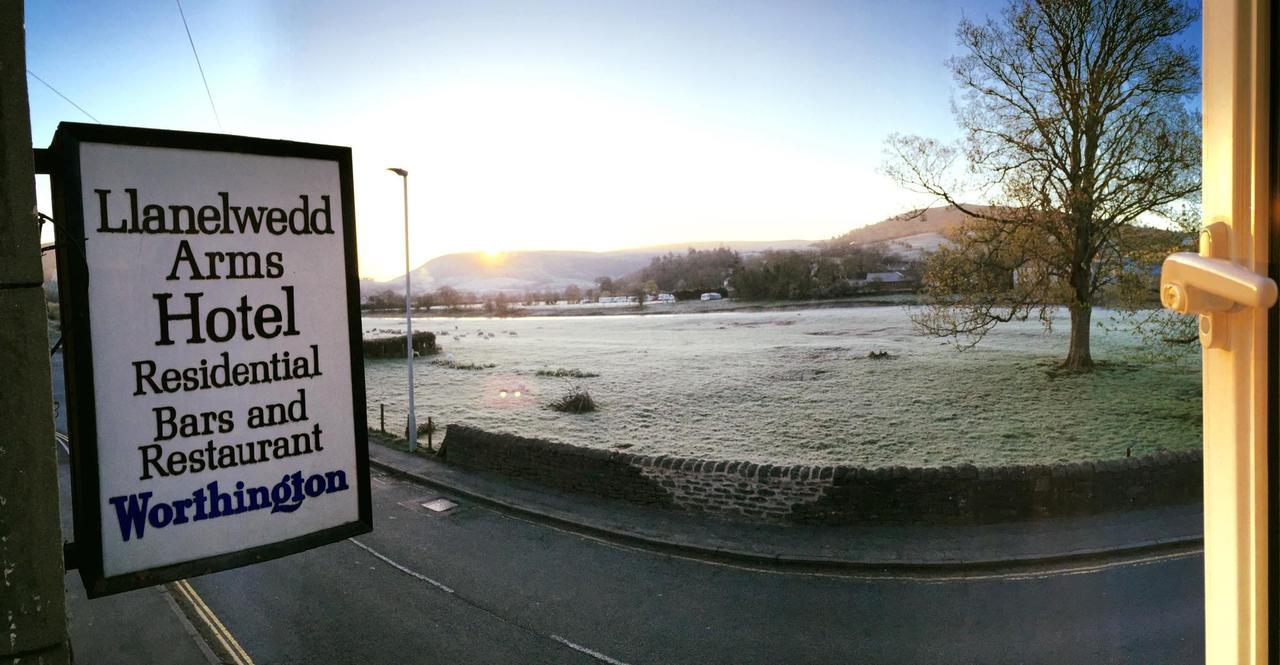 The Llanelwedd Arms Hotel Builth Wells Bagian luar foto